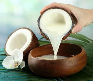 فواید روغن نارگیل برای مو