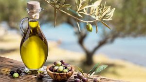 خوردن زیتون در صبحانه